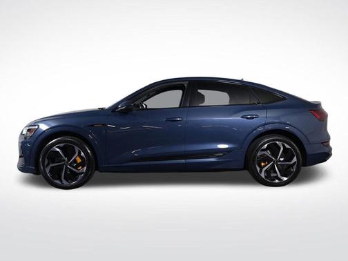 Plasma Blue Metallic 2023 Audi e-tron S line Premium