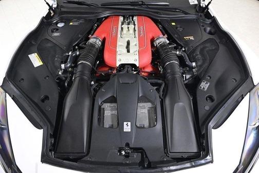 2021 Ferrari 812 GTS Base