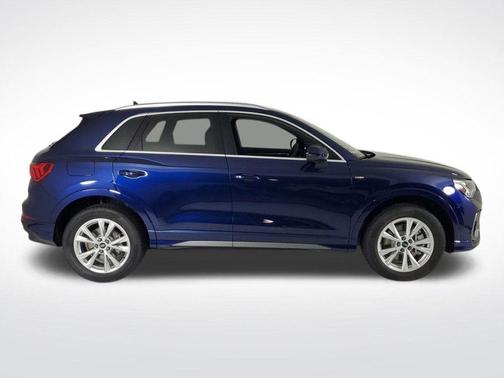 2025 Audi Q3 45 S line Premium