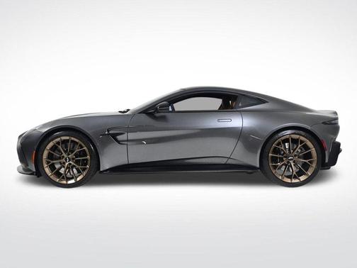 2025 Aston Martin Vantage Base