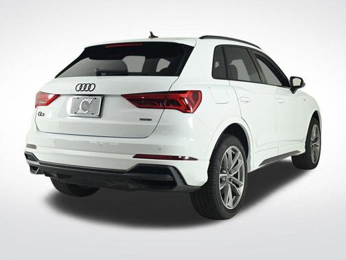 2025 Audi Q3 45 S line Premium