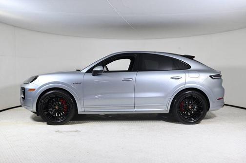 2025 Porsche Cayenne S