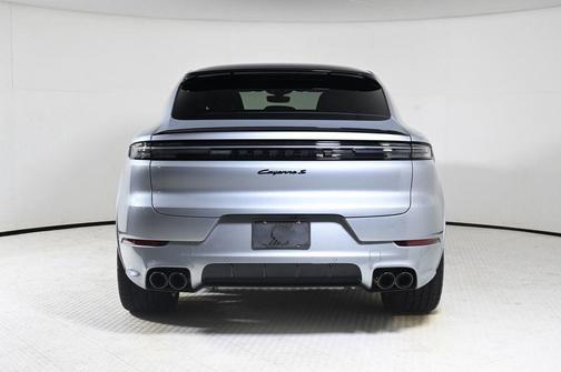 2025 Porsche Cayenne S