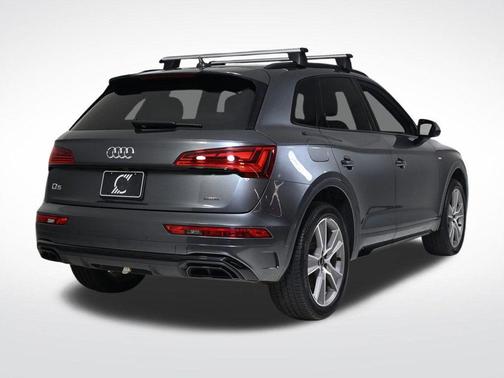 2025 Audi Q5 45 S line quattro Premium