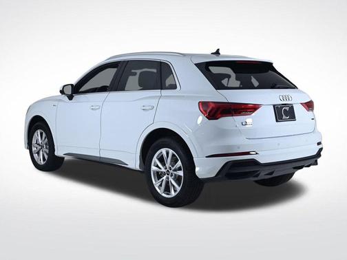 2025 Audi Q3 45 S line Premium