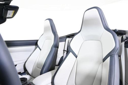 2026 Porsche 911 Carrera