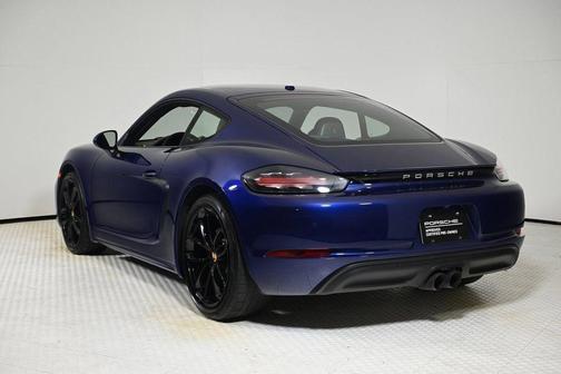2024 Porsche 718 Cayman Style Edition