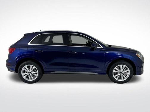 2025 Audi Q3 45 S line Premium