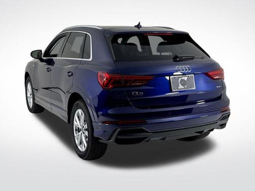 2025 Audi Q3 45 S line Premium