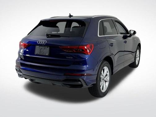 2025 Audi Q3 45 S line Premium