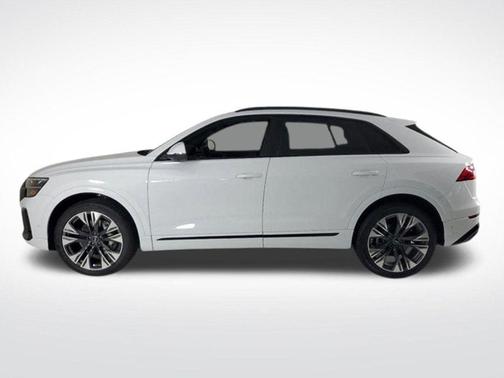 2025 Audi Q8 Premium Plus