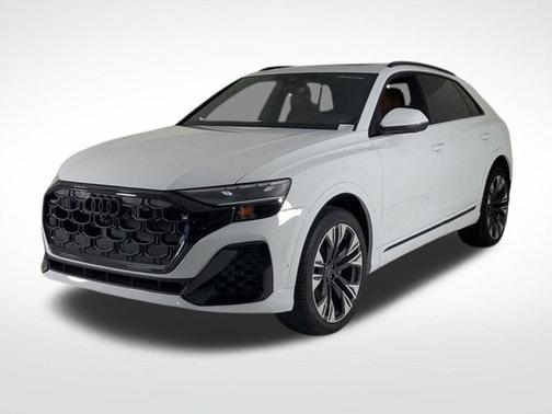 2025 Audi Q8 Premium Plus