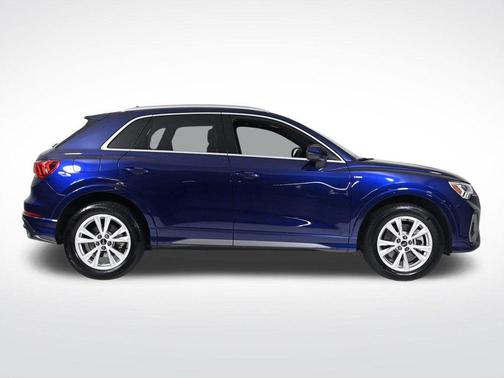 2022 Audi Q3 45 S line Premium Plus