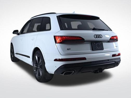 2026 Audi Q7 55 Premium Plus