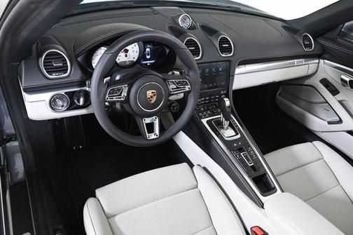 2025 Porsche 718 Boxster S