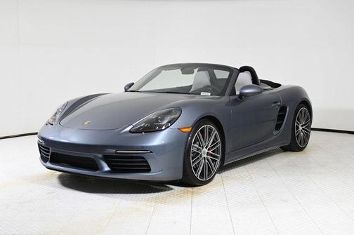 2025 Porsche 718 Boxster S