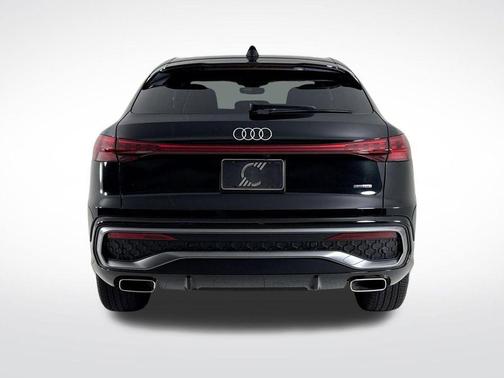 Mythos Black Metallic 2025 Audi Q5 2.0T Premium