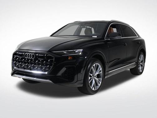 2025 Audi Q8 Premium