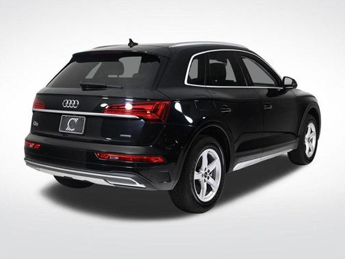 2022 Audi Q5 40 Premium