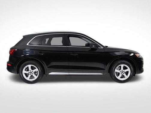 2022 Audi Q5 40 Premium