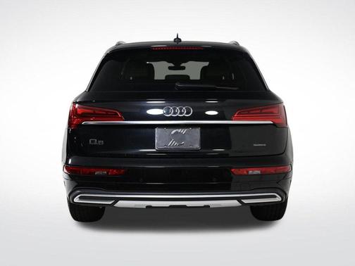 2022 Audi Q5 40 Premium