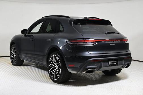 2025 Porsche Macan T