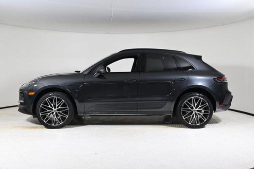2025 Porsche Macan T