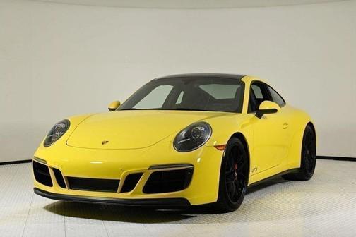 2019 Porsche 911 Carrera GTS