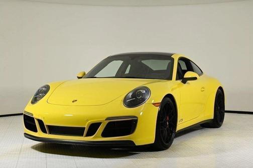 2019 Porsche 911 Carrera GTS