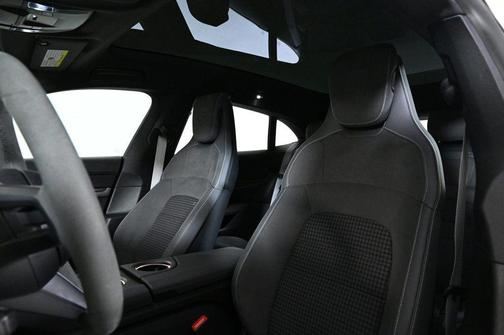 2025 Porsche Taycan 4