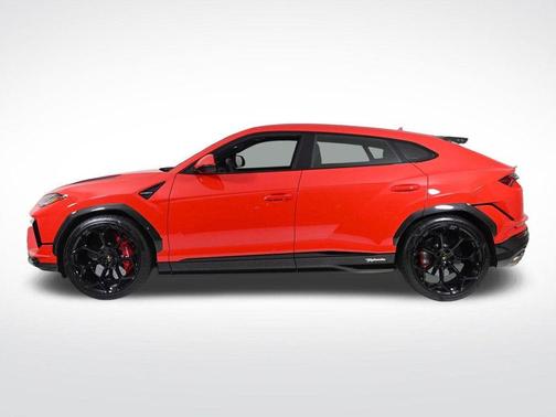 2023 Lamborghini Urus Performante