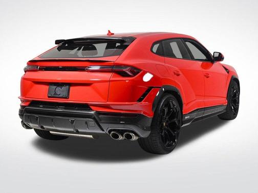 2023 Lamborghini Urus Performante