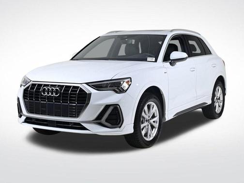 2024 Audi Q3 45 S line Premium