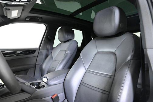 2022 Porsche Cayenne Platinum Edition