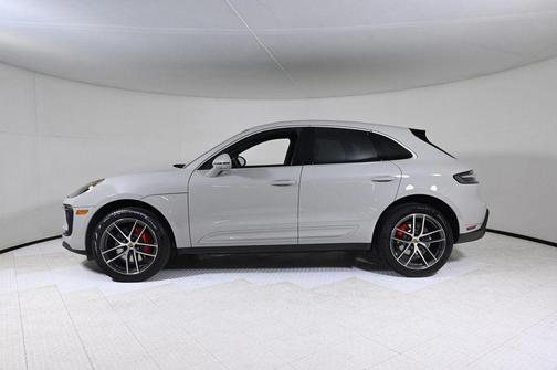 2026 Porsche Macan S