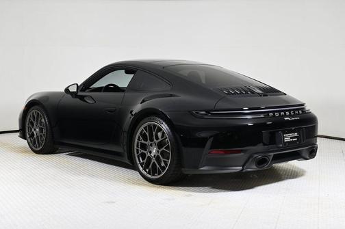 2025 Porsche 911 Carrera
