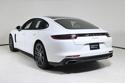 2020 Porsche Panamera RWD