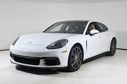 2020 Porsche Panamera RWD
