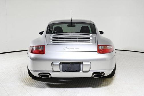 2005 Porsche 911 Carrera