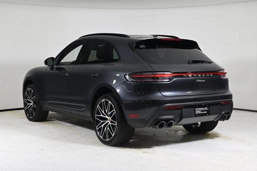 2024 Porsche Macan Base