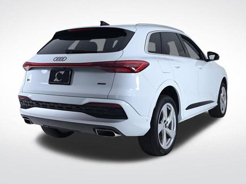 2025 Audi Q5 2.0T quattro Premium