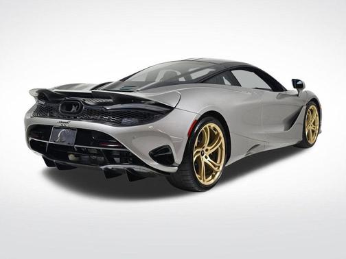 2025 McLaren 750S Base