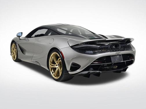 2025 McLaren 750S Base