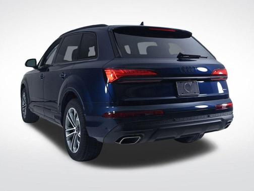 2026 Audi Q7 55 Premium