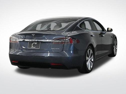 2020 Tesla Model S Long Range