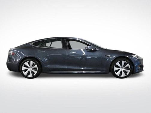 2020 Tesla Model S Long Range