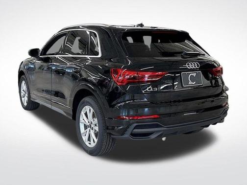 2025 Audi Q3 45 S line Premium