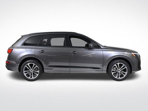 2025 Audi Q7 45 Premium