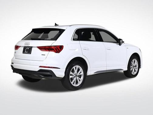 2025 Audi Q3 45 S line Premium