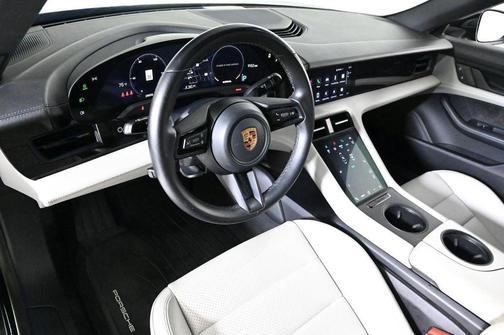 2022 Porsche Taycan Base